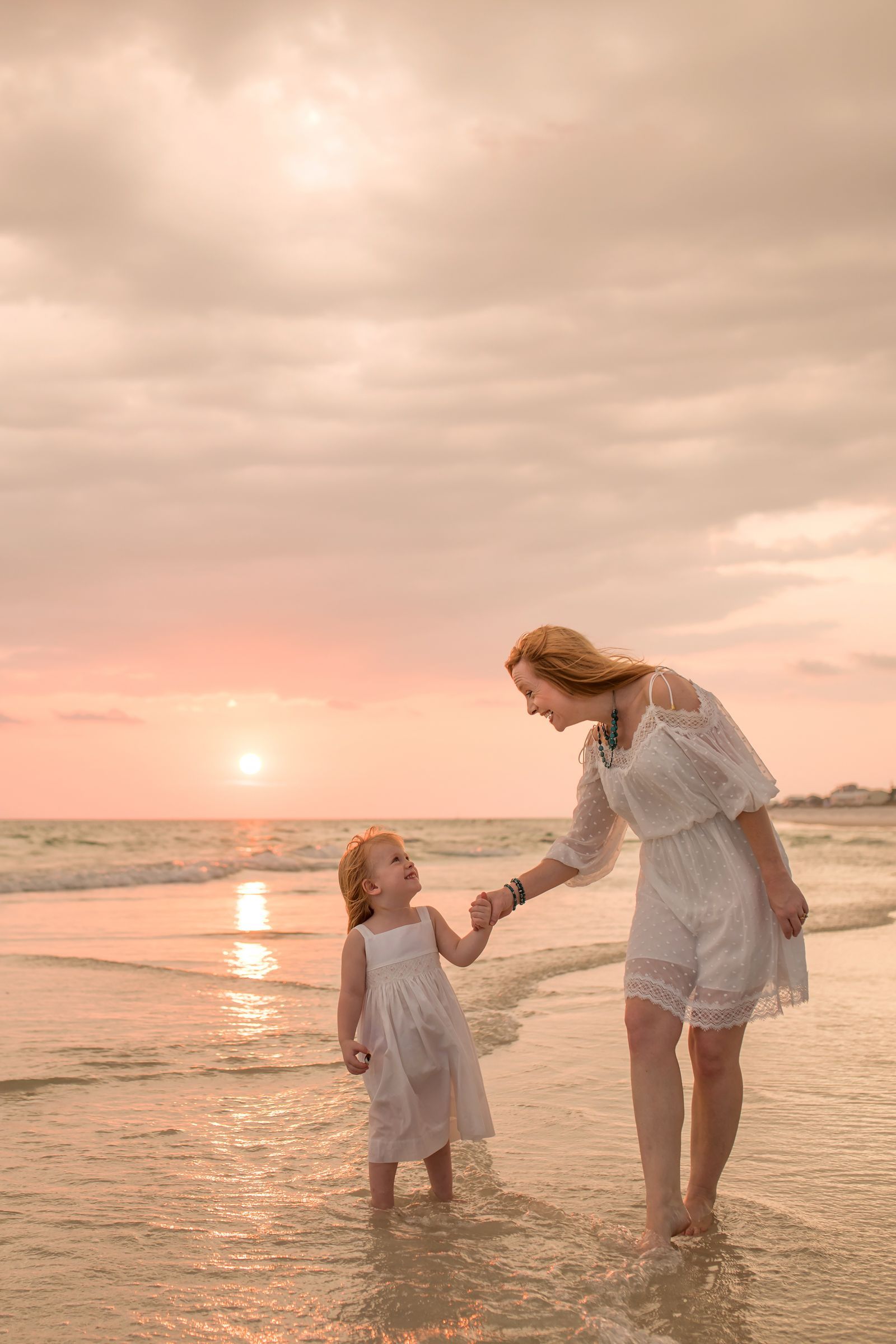 22 mother daughter beach
 ideas