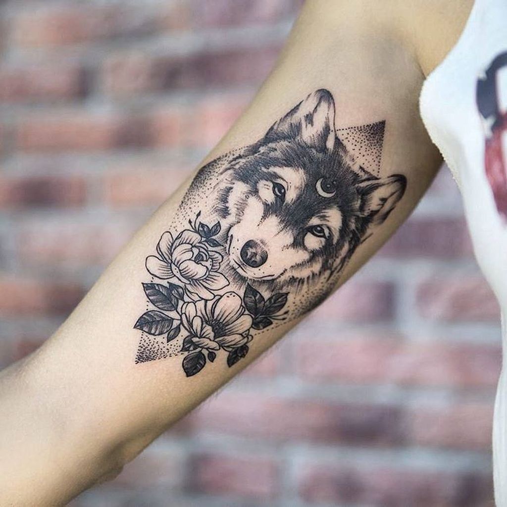 Cool wolf tattoo design ideas suitable for you who loves spirit animal 20 -   22 wolf tattoo spirit animal
 ideas