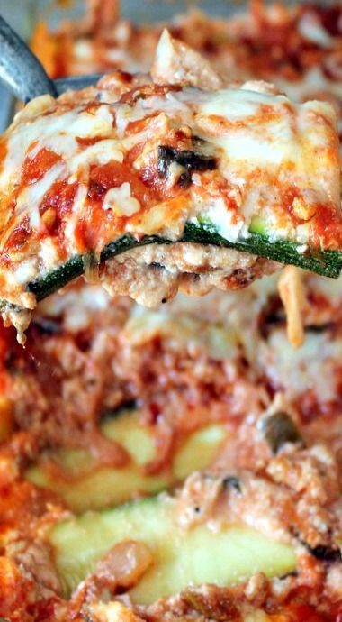 Low Carb Zucchini Lasagna with Spicy Turkey Meat Sauce -   13 south beach diet dinner
 ideas