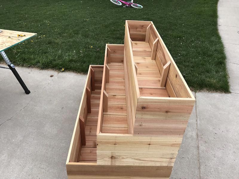 How to Build a Tiered Garden Planter Box -   21 garden beds
 ideas