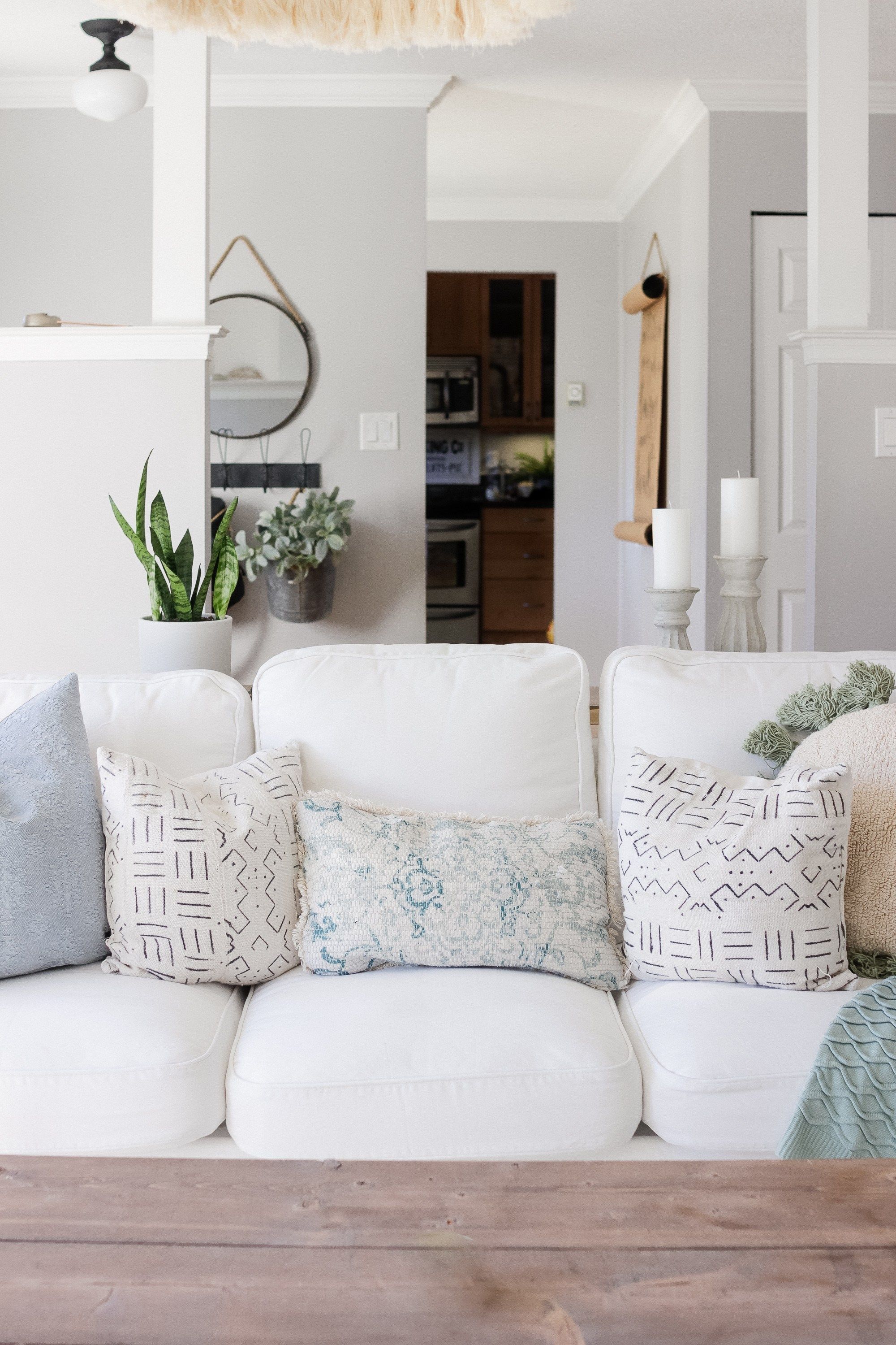 Living Room with Bohemian Vibes -   21 vintage decor interior design
 ideas