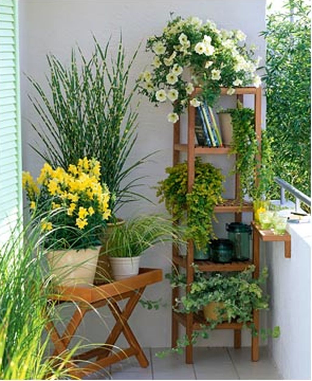 41 Cozy and Beautiful Green Balcony Ideas -   22 balcony decor flowers
 ideas
