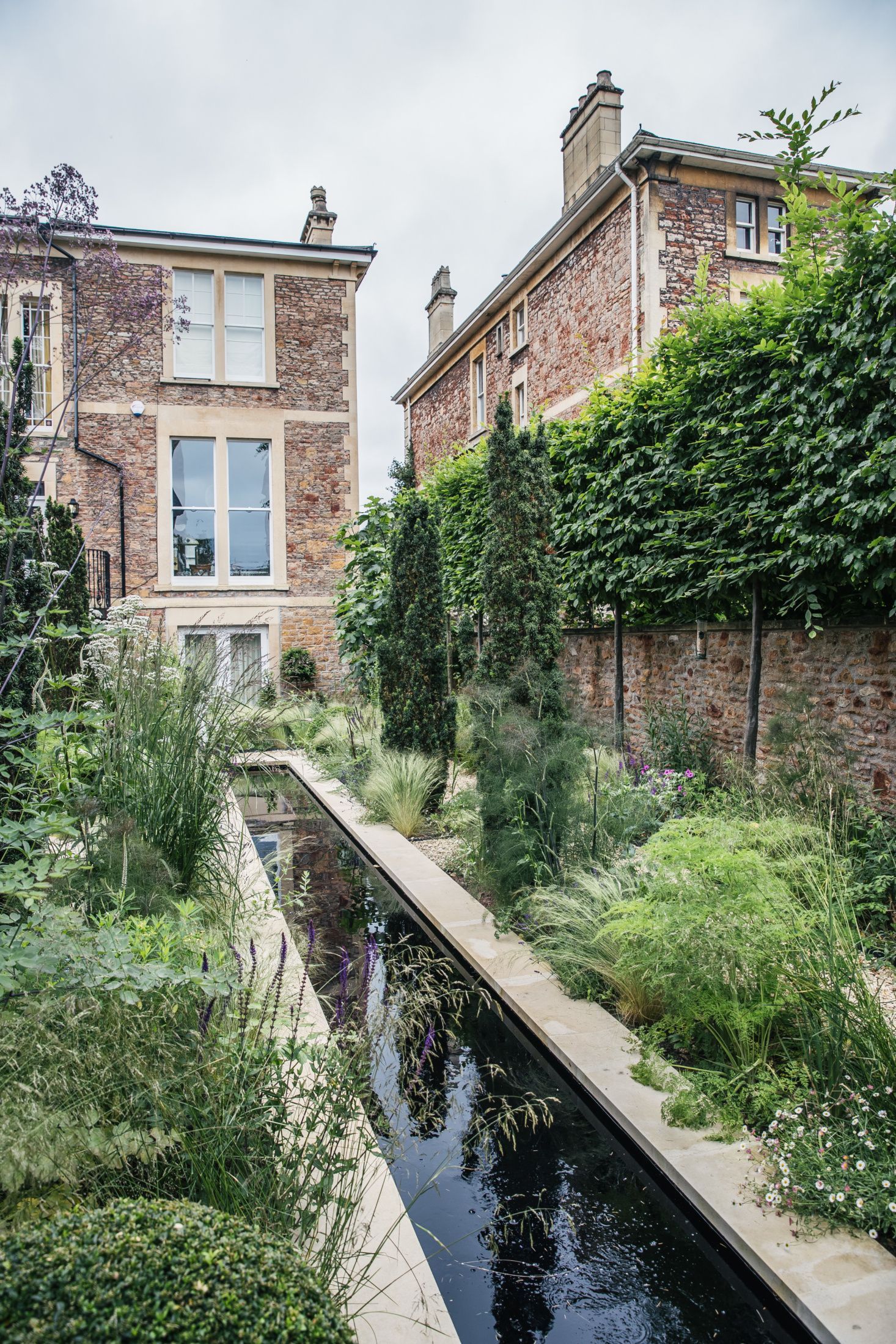 Before & After: A Modern Courtyard Garden for a Historic Home -   22 modern urban garden
 ideas