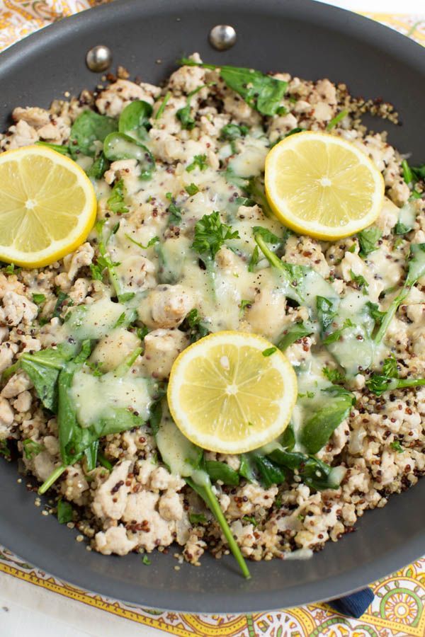 Lemon Chicken Quinoa Skillet with Baby Spinach cooks in one pan and creates a healthy meal packed with protein, greens and fresh lemon flavor! -   23 chicken and quinoa recipes
 ideas