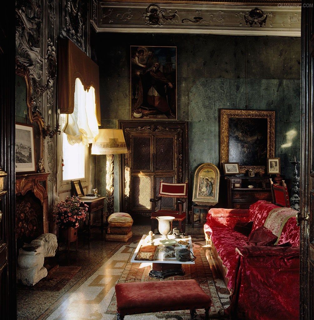 Room of the Day ~ what atmosphere in this Venetian living space 11.3.2014 -   23 victorian decor livingroom
 ideas