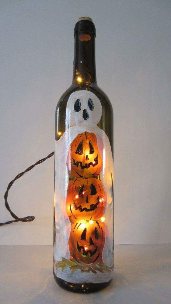 50+ Creative and Out-Of-the-Box Painted Wine Bottles for the Experimental Souls -   25 halloween wine bottle
 ideas