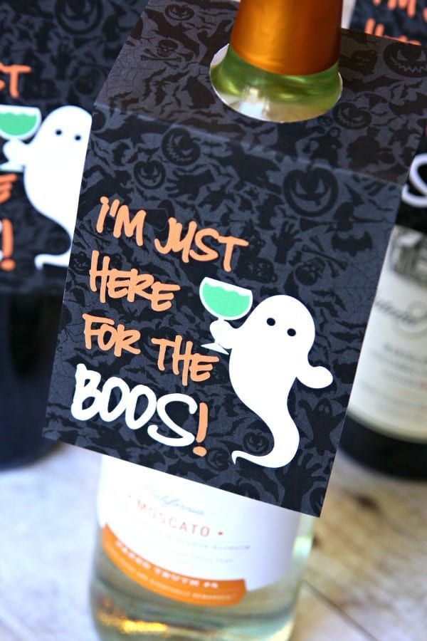 Halloween Wine Bottle Tags {Free Printable} -   25 halloween wine bottle
 ideas