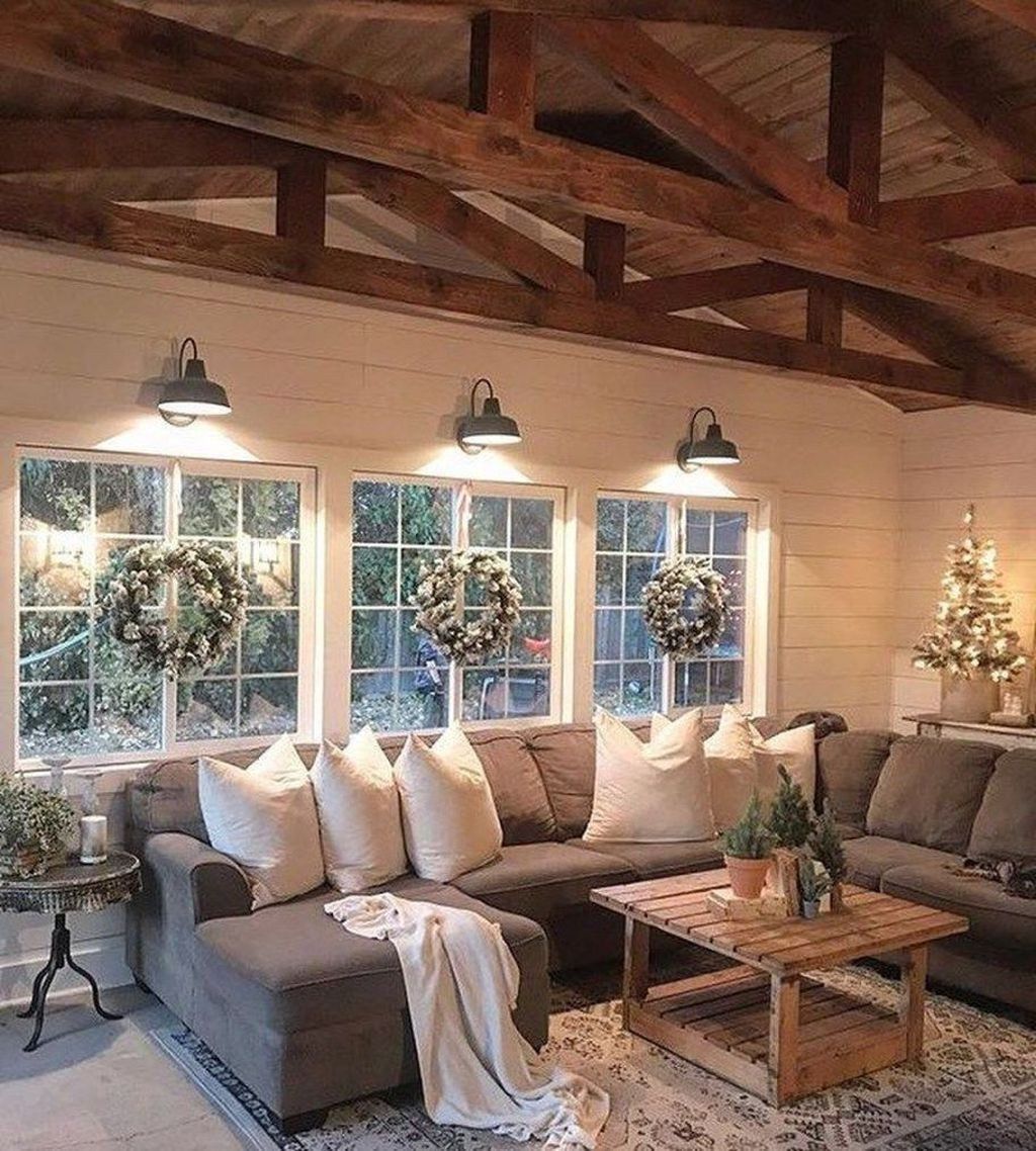 50 Cozy Rustic Farmhouse Winter Decor Ideas -   16 winter decor lights
 ideas