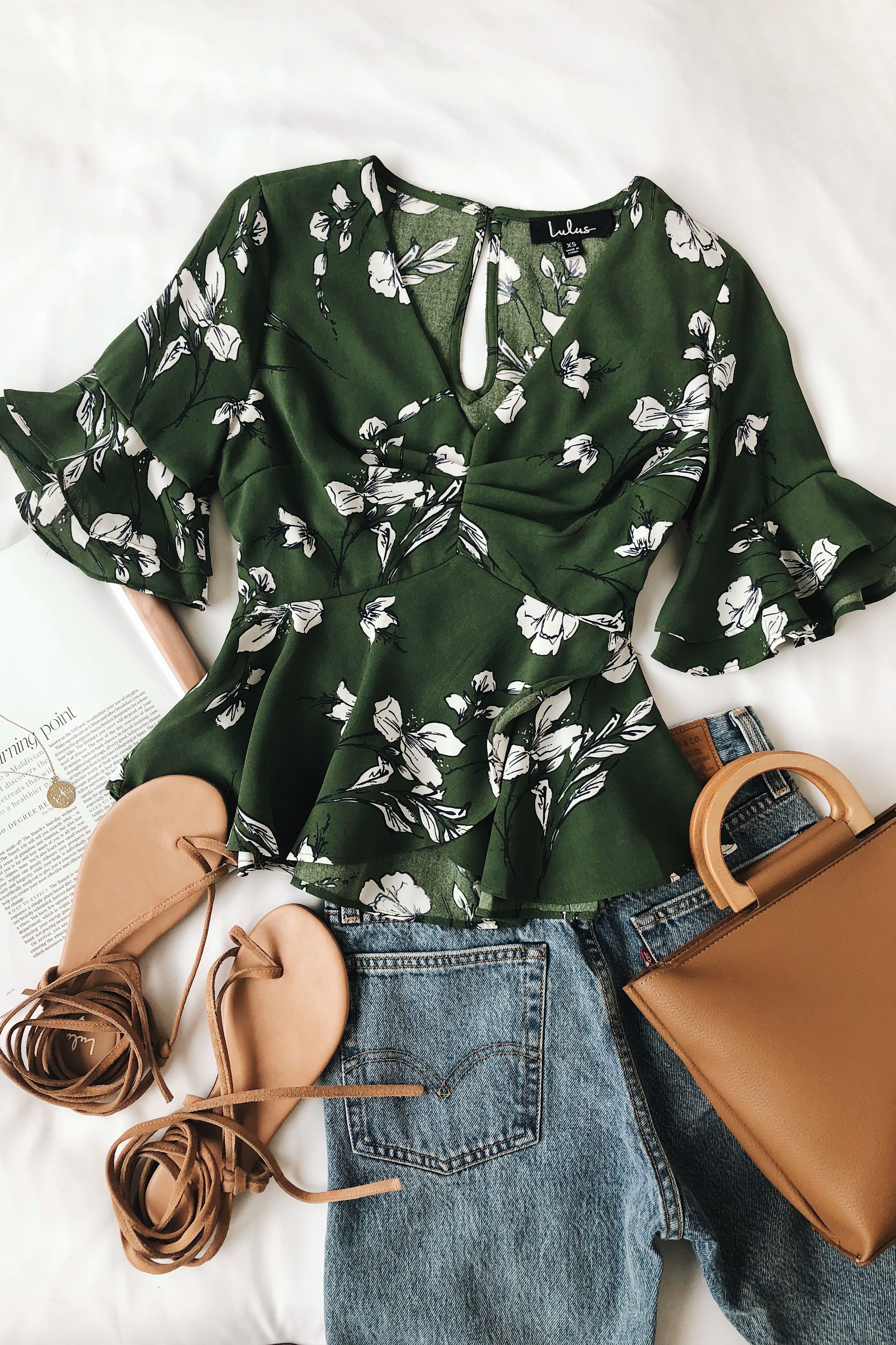 Dramatic Flair Green and White Floral Print Peplum Top -   17 feminine casual style
 ideas