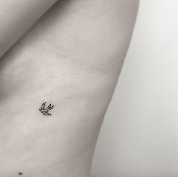 51 Tiny Tattoos You're Going To Be Obsessed With -   17 tiny tattoo bird
 ideas