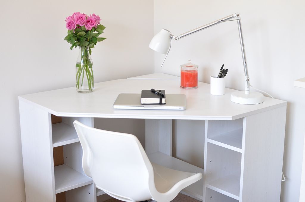 15 Stunning DIY Corner Desk Designs to Inspire You -   13 room decor Desk awesome
 ideas