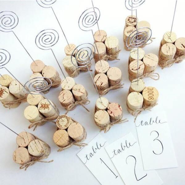 7 Simple & Stunning Wine Cork Wedding DIY Ideas -   14 diy projects Wedding wine corks
 ideas