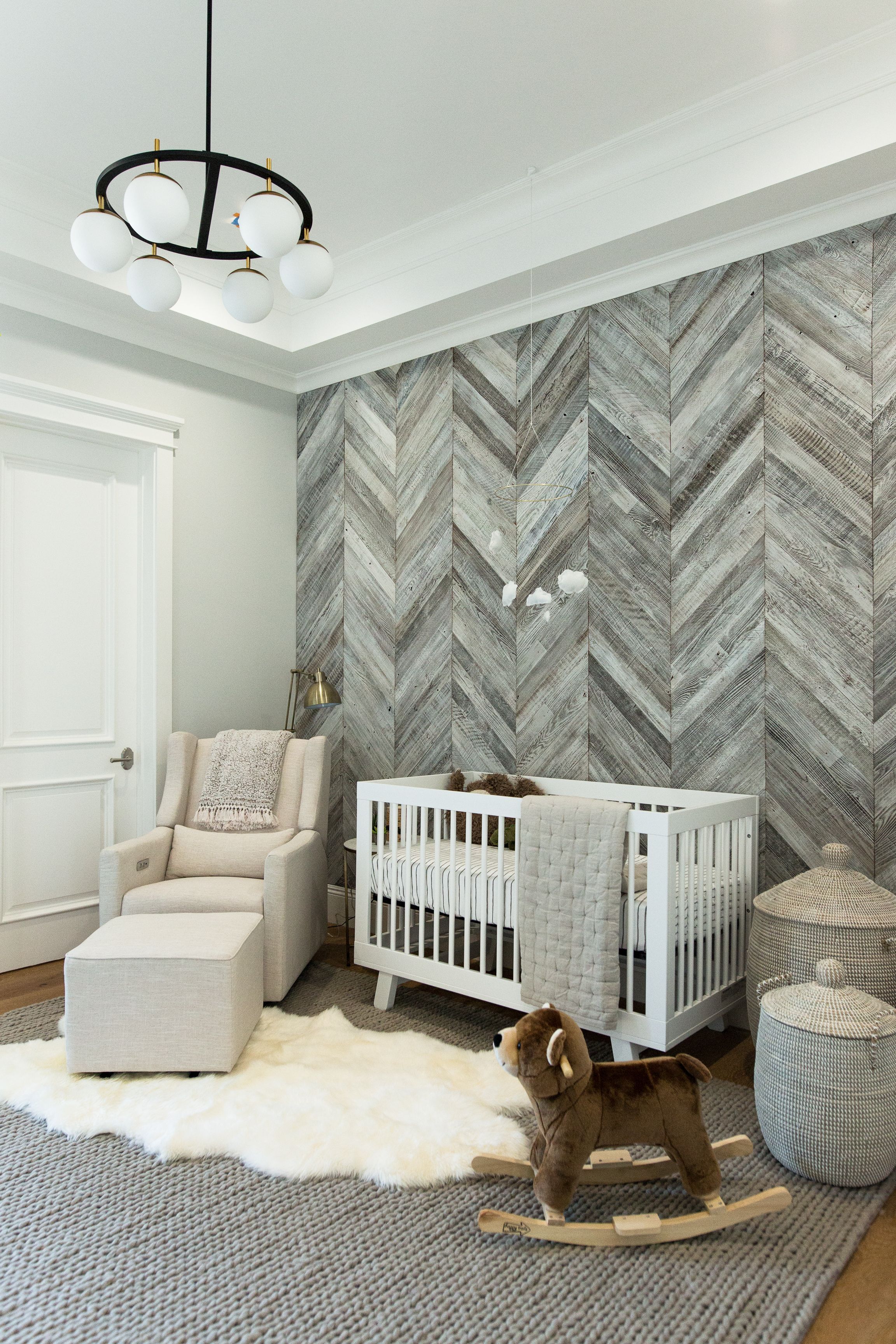 DIY Herringbone Wood Wall -   17 home accents DIY wood planks
 ideas