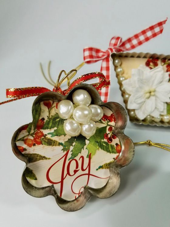 Christmas Crafts: Vintage Cookie Cutter Ornaments DIY -   18 creative homemade crafts
 ideas