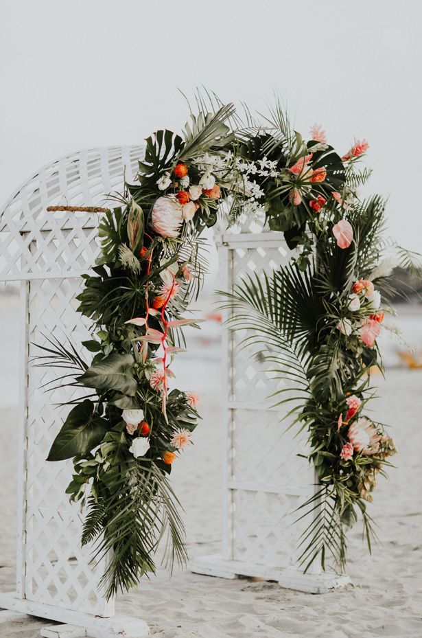 Luxe Tropical Wedding Filled with Modern Sophistication -   18 tropical wedding Arch
 ideas