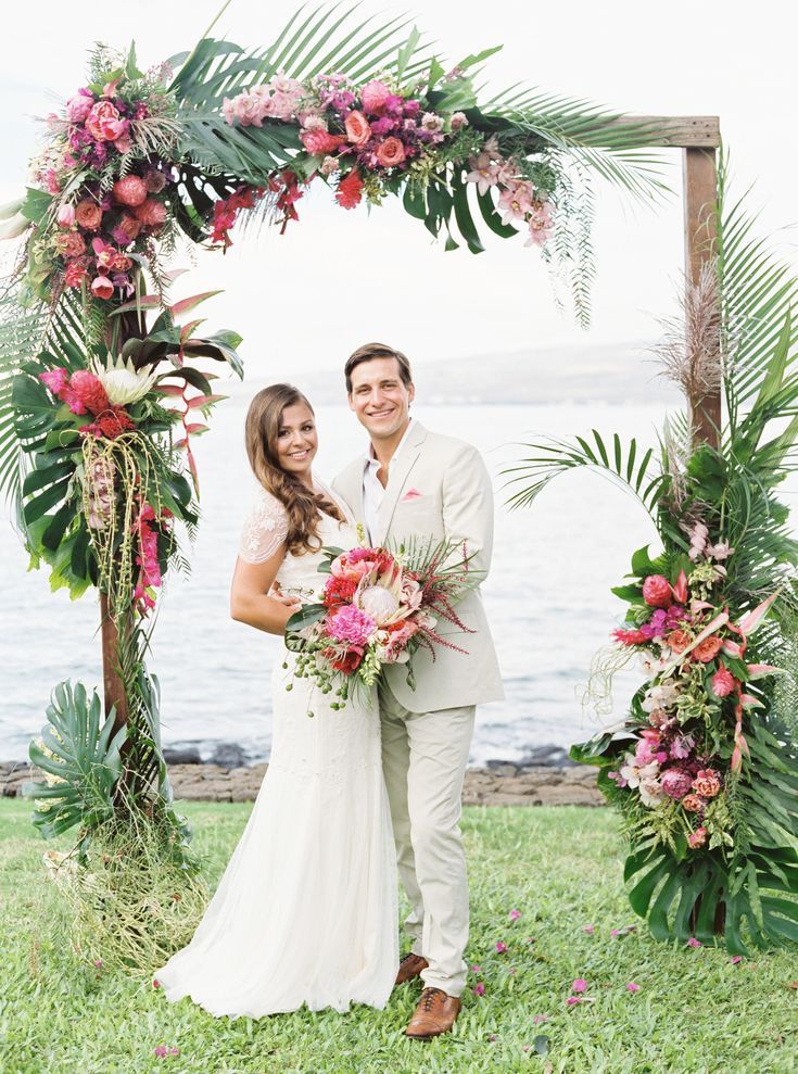 A Casual Beach Wedding in Puako, Hawaii -   18 tropical wedding Arch
 ideas