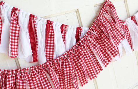 Gingham Banner Picnic Garland Red and White BBQ Rustic Happy Birthday Barn Wedding Decoration Spring Summer Star Heart Table Banner Bunting -   22 picnic table decor
 ideas