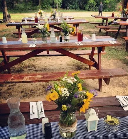 60 Best Picnic Table Ideas for Family Holiday -   22 picnic table decor
 ideas