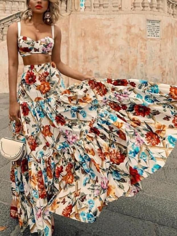 Sexy Off Shoulder Midriff-Baring Floral Printed Top Skirt Set -   24 dress Maxi floral
 ideas