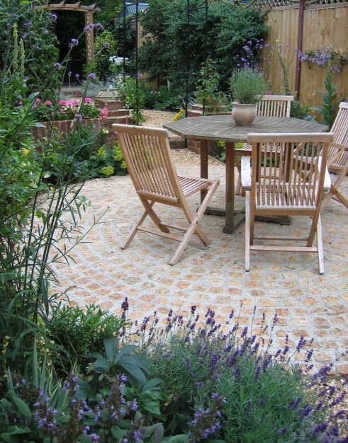 25 Cottage Style Garden Ideas -   9 small garden area
 ideas