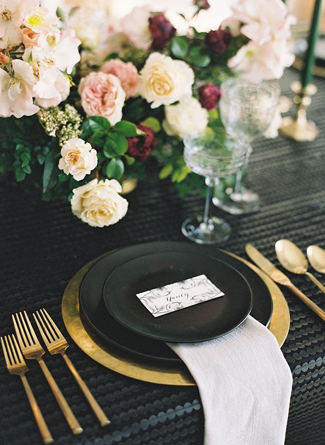 An Elegant Floral Dinner Party for A 40th Birthday -   13 Event Planning Food dinner parties
 ideas