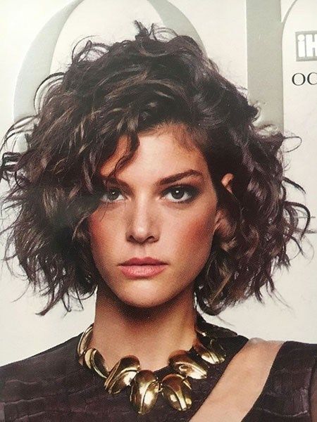 Chic Short Curly Hairstyles for Women -   16 hair Curly hairstyles
 ideas