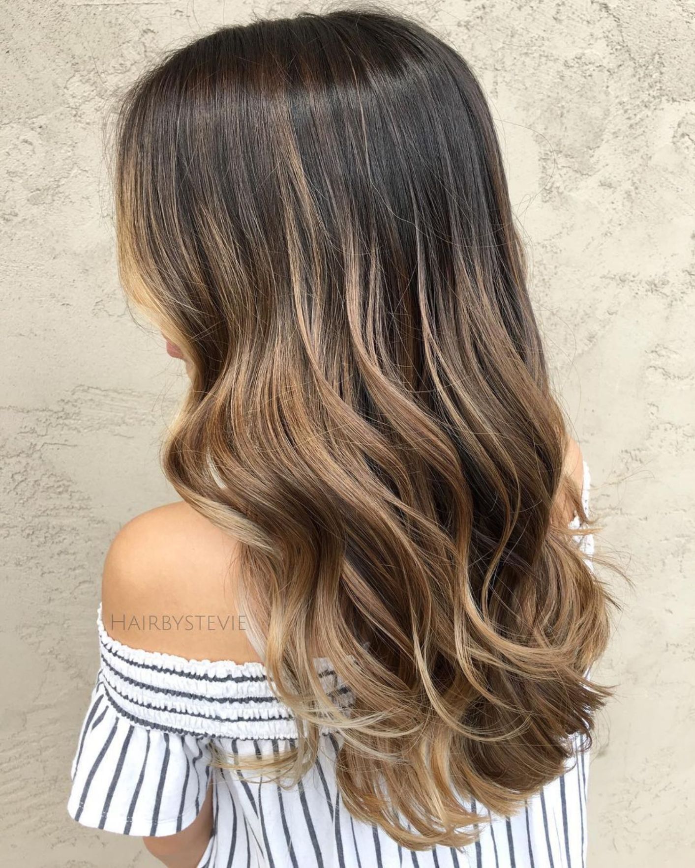 20 Natural-Looking Brunette Balayage Styles -   17 hair Natural look
 ideas