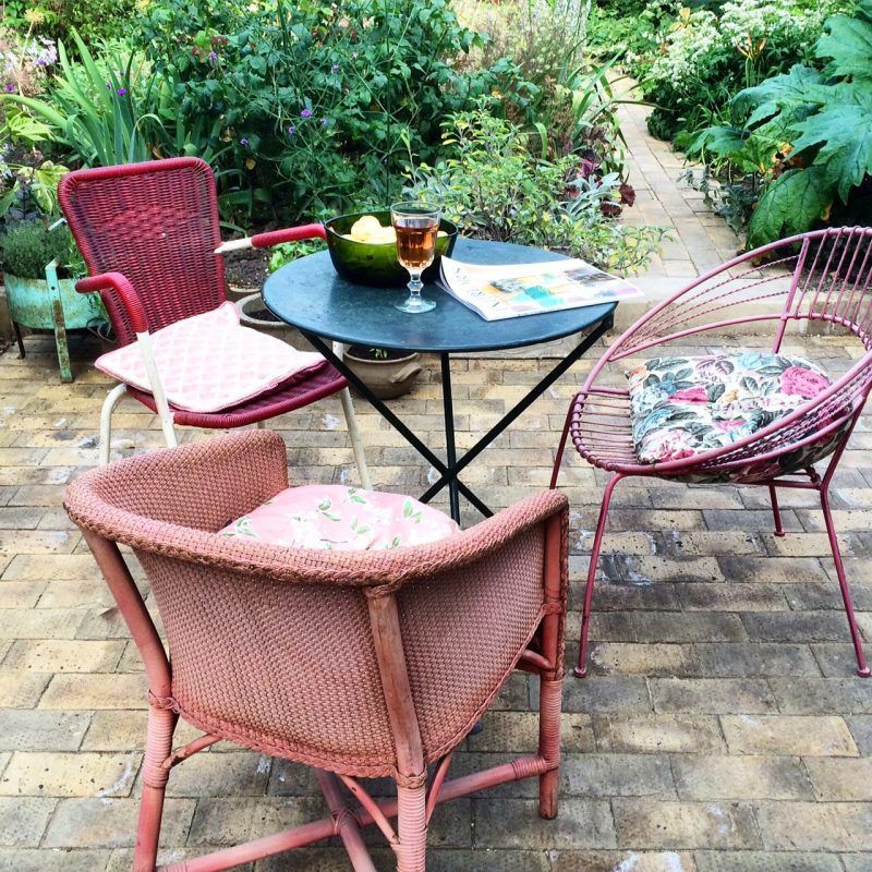 30 inspiring ideas for beautiful garden seating -   17 vintage garden seating ideas