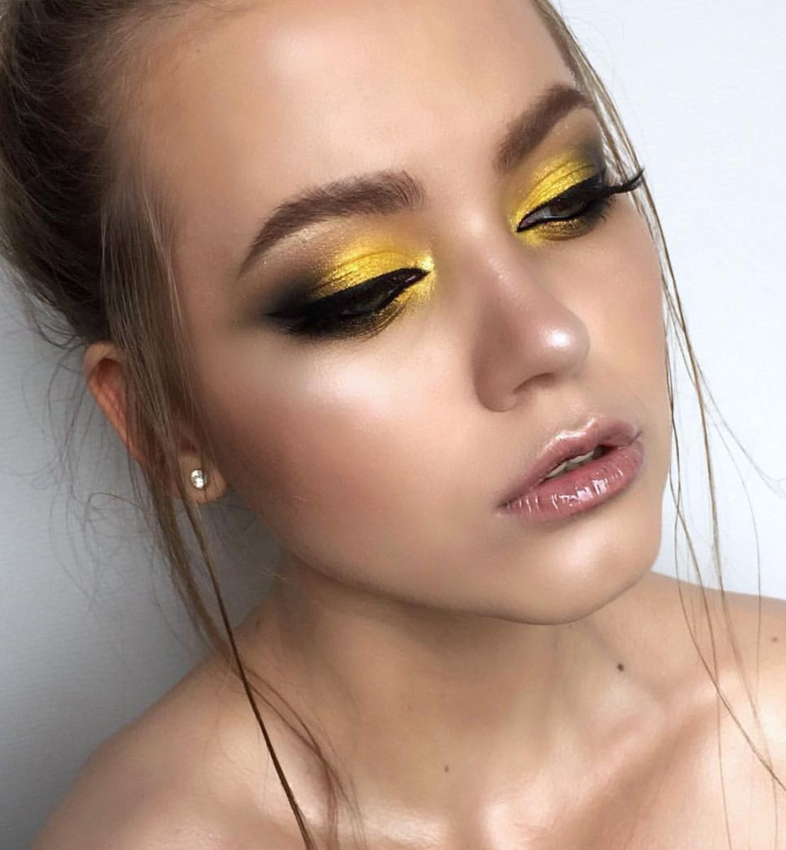 Tips To Make The Most Out Of Your Skin! -   9 makeup Eyeshadow black ideas