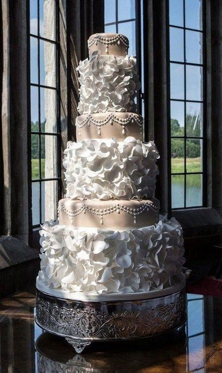вњ” 30+ most unique wedding cake toppers 00009 -   10 big wedding Cakes ideas