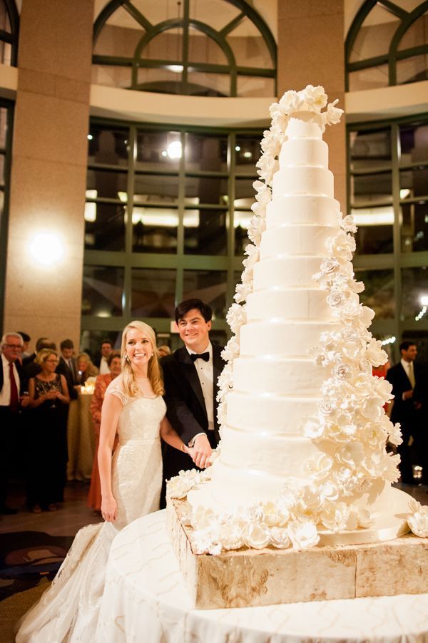 Texas State History Museum Wedding by Jennifer Lindberg -   10 big wedding Cakes ideas
