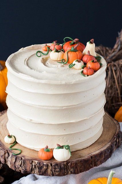 31 of the Best Fall Cake Recipes -   10 cake Beautiful thanksgiving ideas
