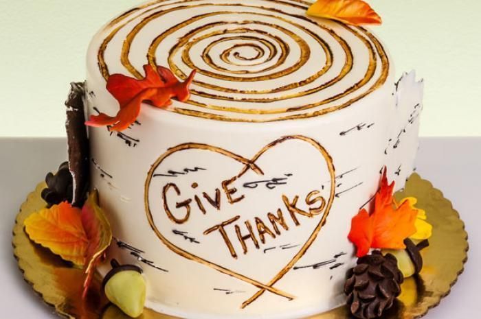 14 Amazing Fall Cakes That Look Almost Too Beautiful to Eat -   10 cake Beautiful thanksgiving ideas