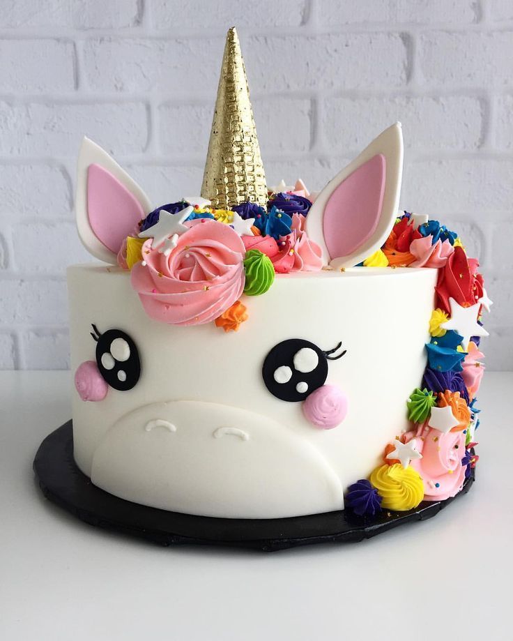 A (last minute) Rainbow mane unicorn adorned with stars + sprinkles вњЁвњЁ #unic -   10 cake design unicorn ideas