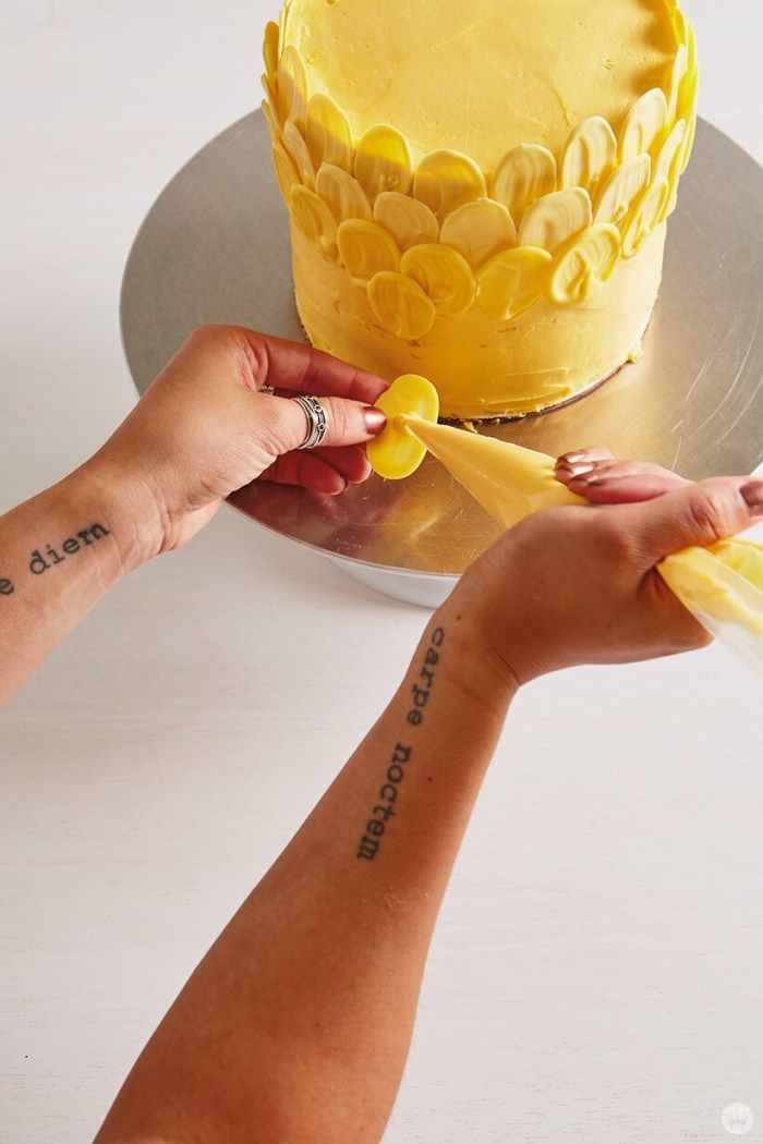 DIY ombr? brush stroke pineapple cake with free topper downloads -   12 cake Birthday diy ideas