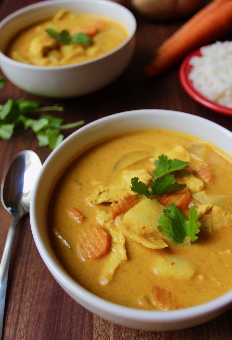 Authentic Thai Yellow Curry with Chicken -   13 healthy recipes Chicken curry ideas