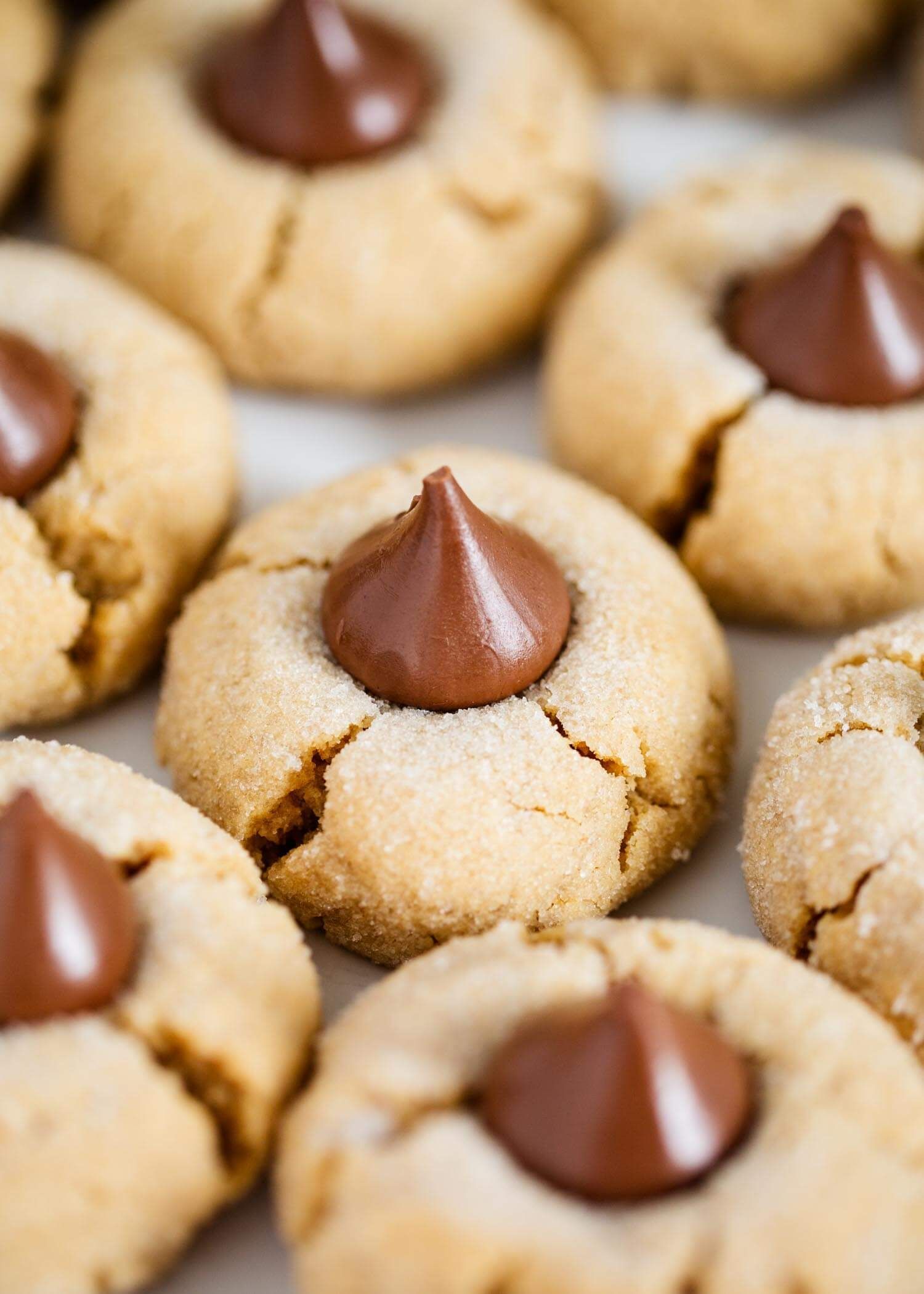 14 desserts Peanut Butter hershey’s kisses ideas