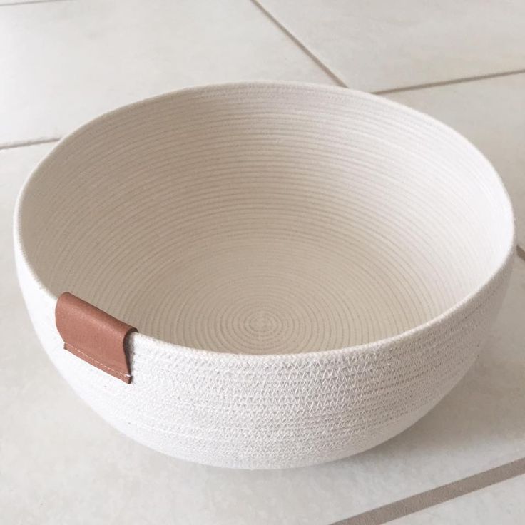 Rope Bowl Tutorial -   14 fabric crafts DIY rope basket ideas