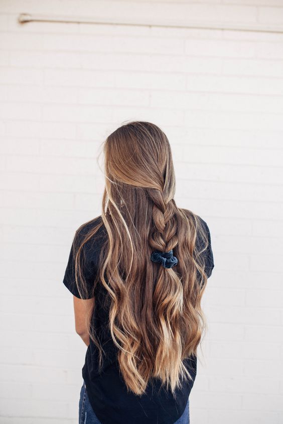 9 Lovely Summer Hairstyles for Long Hair Half Up for 2019 : You Must Give Them A Try! -   16 hair Summer long ideas