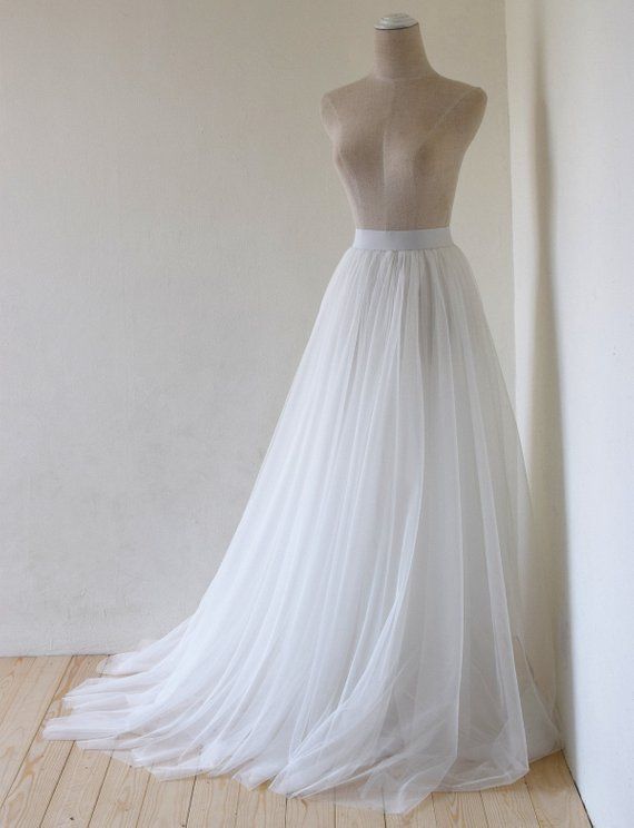 White dress Women maxi tulle skirt, bride wedding tulle skirt ,photo shoot tulle skirt,beach tulle s -   16 tulle dress DIY ideas
