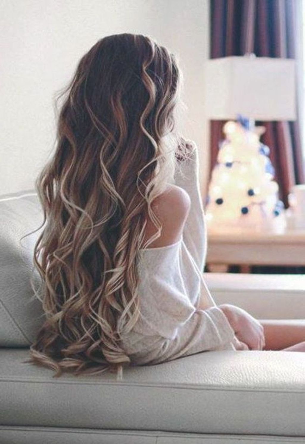 20+ Pretty Wavy Hairstyles Ideas For Women Only -   17 hairstyles Femme boucle ideas