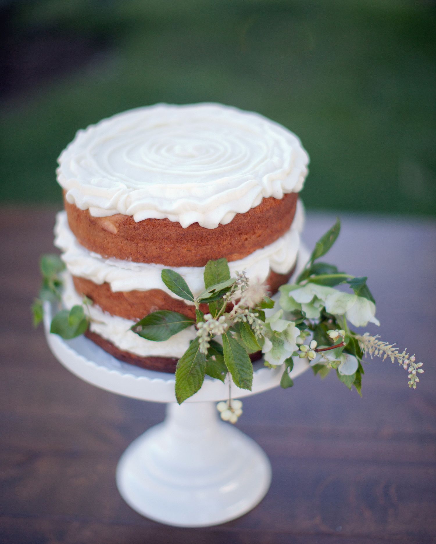 52 Small Wedding Cakes with a Big Presence -   11 cake Aesthetic couple ideas