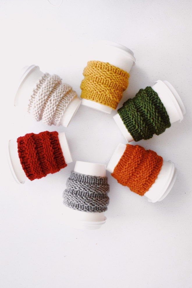 Coffee Cozies Knitting Pattern + Video Tutorial (FREE!) -   12 knitting and crochet Projects coffee cozy ideas