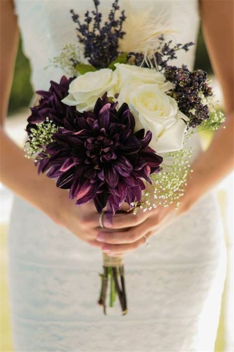 18 Adorable Small Wedding Bouquets for Your Big Day! -   14 wedding Small thoughts ideas