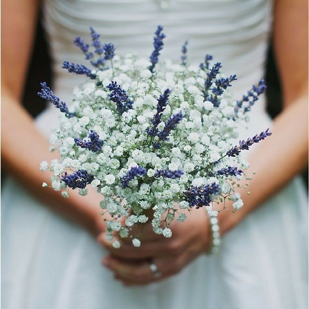 Pretty and Practical: 10 Small Wedding Bouquets that You'll Love -   14 wedding Small thoughts ideas