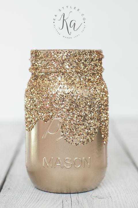 65 Brilliant Ways to Use Mason Jars in Your Home -   15 makeup Gold mason jars ideas