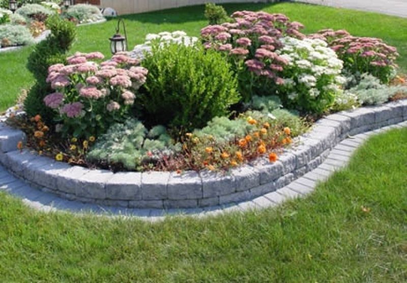 39 Tricks Flower Bed Ideas to Beautify Front Yard Landscape -   18 garden design Wall flower beds ideas