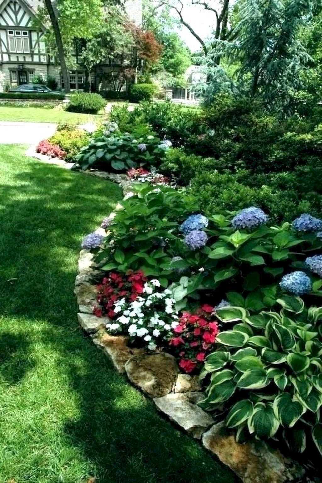 70 Beautiful and Creative Flower Bed Desgin Ideas for Garden -   18 garden design Wall flower beds ideas