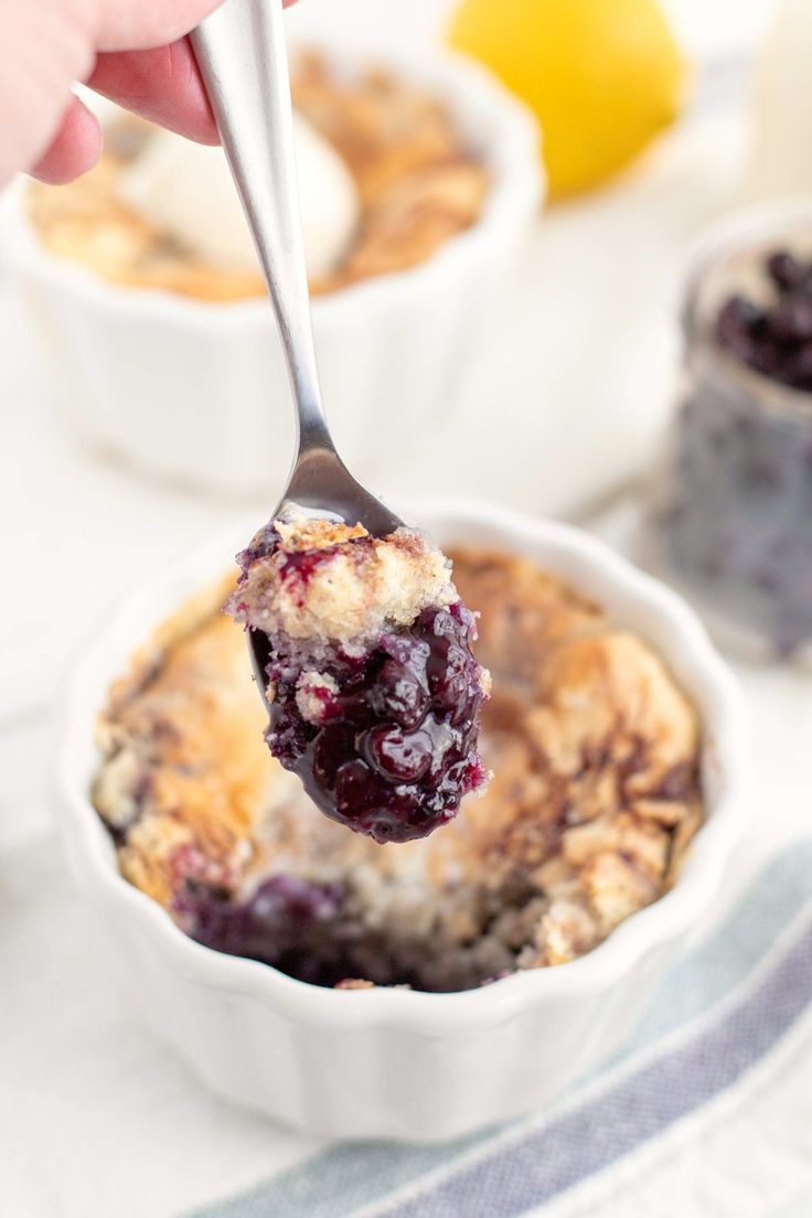 Blueberry Cake For Two -   9 desserts For Two ramekin ideas