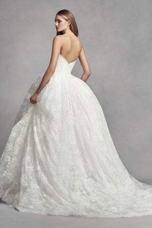 White by Vera Wang Corded Lace Wedding Dress Style VW351372, Ivory, 8 -   10 dress Beautiful vera wang ideas